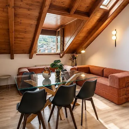 Apartamento Céntrico ático De Diseño Con Vistas Al Pirineo - *